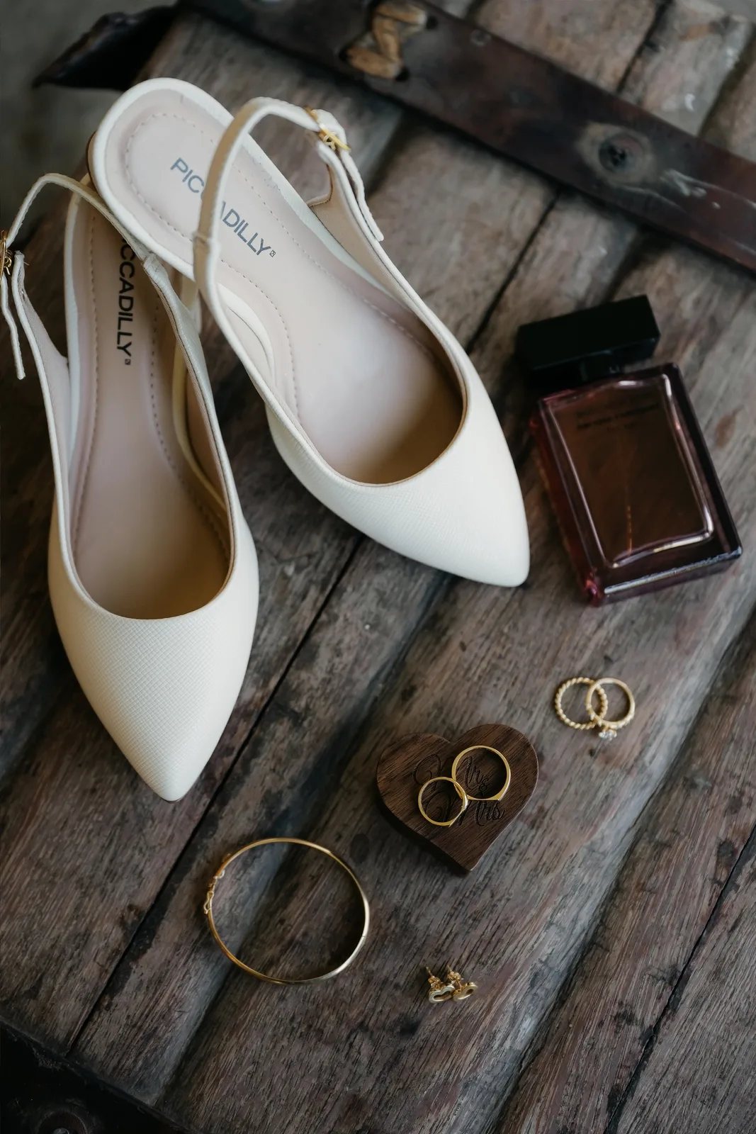 Zapatos y anillos