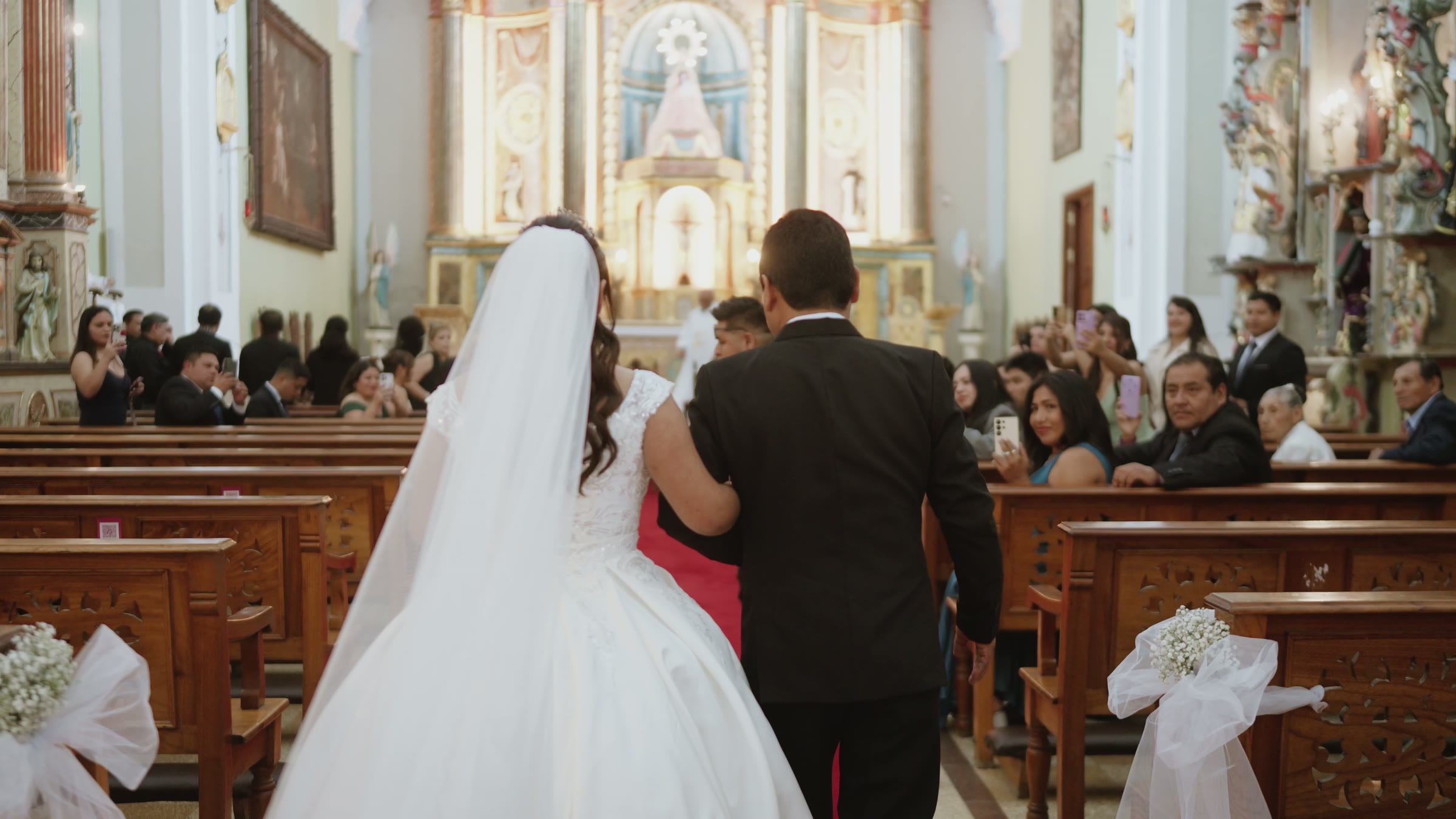 La entrada a la iglesia